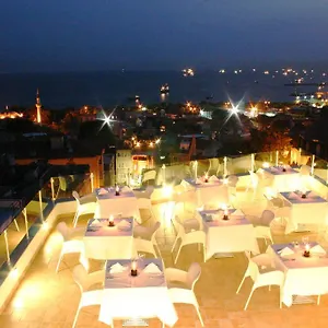 Daphne **** Estambul