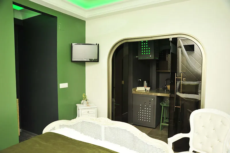 Mood Design Suites Istanbul Hotel